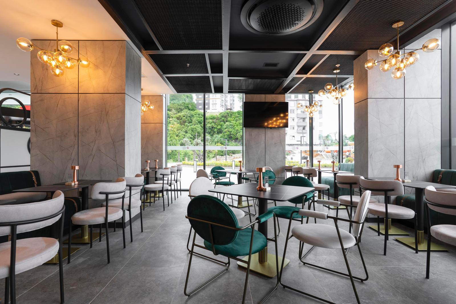 Otel restoran ve lounge alanı iç mimari tasarımı